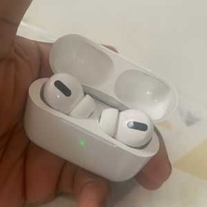 Apple airpods pro